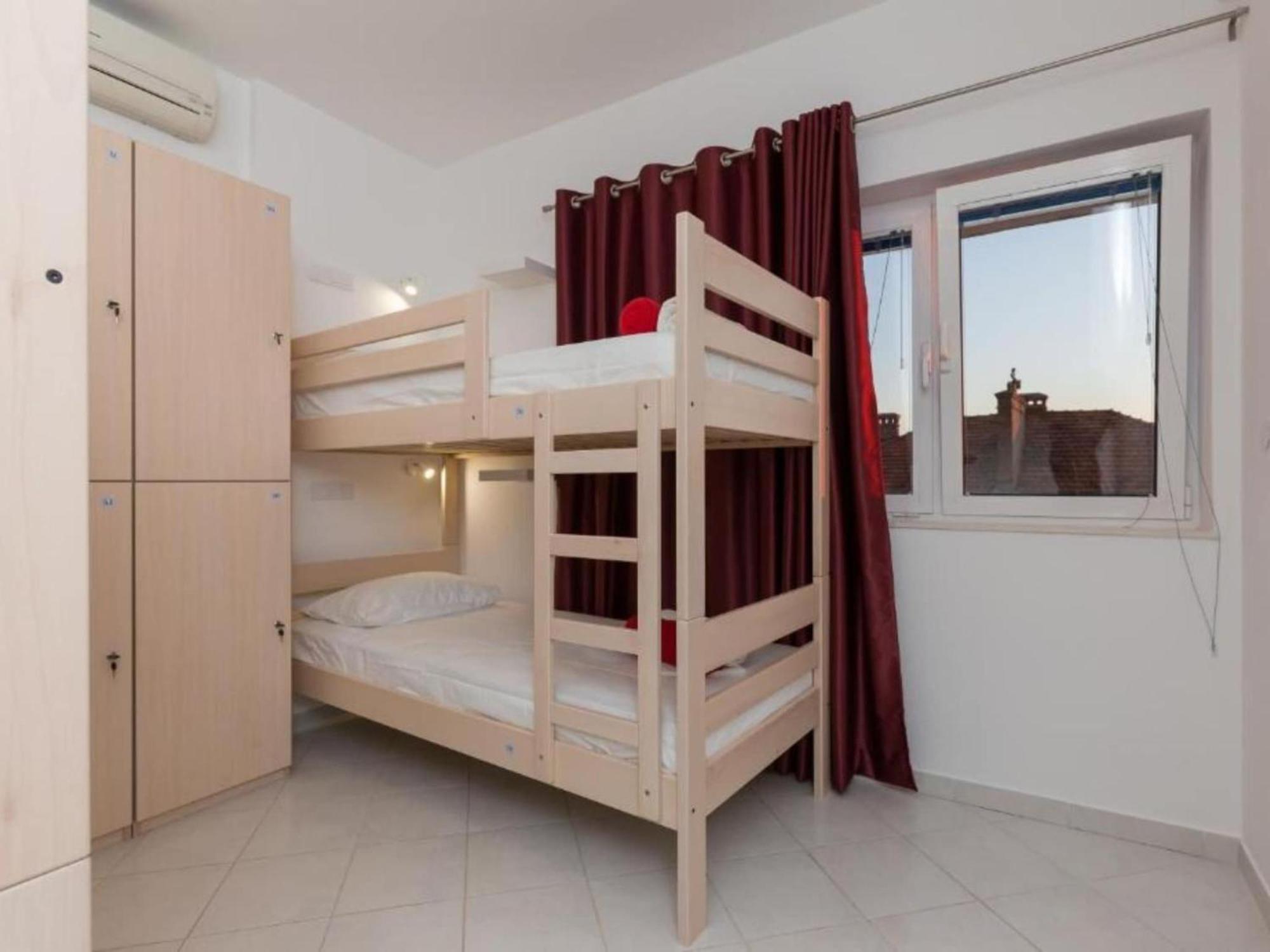 Free Bird - Bed In Four Bed Mixed 2