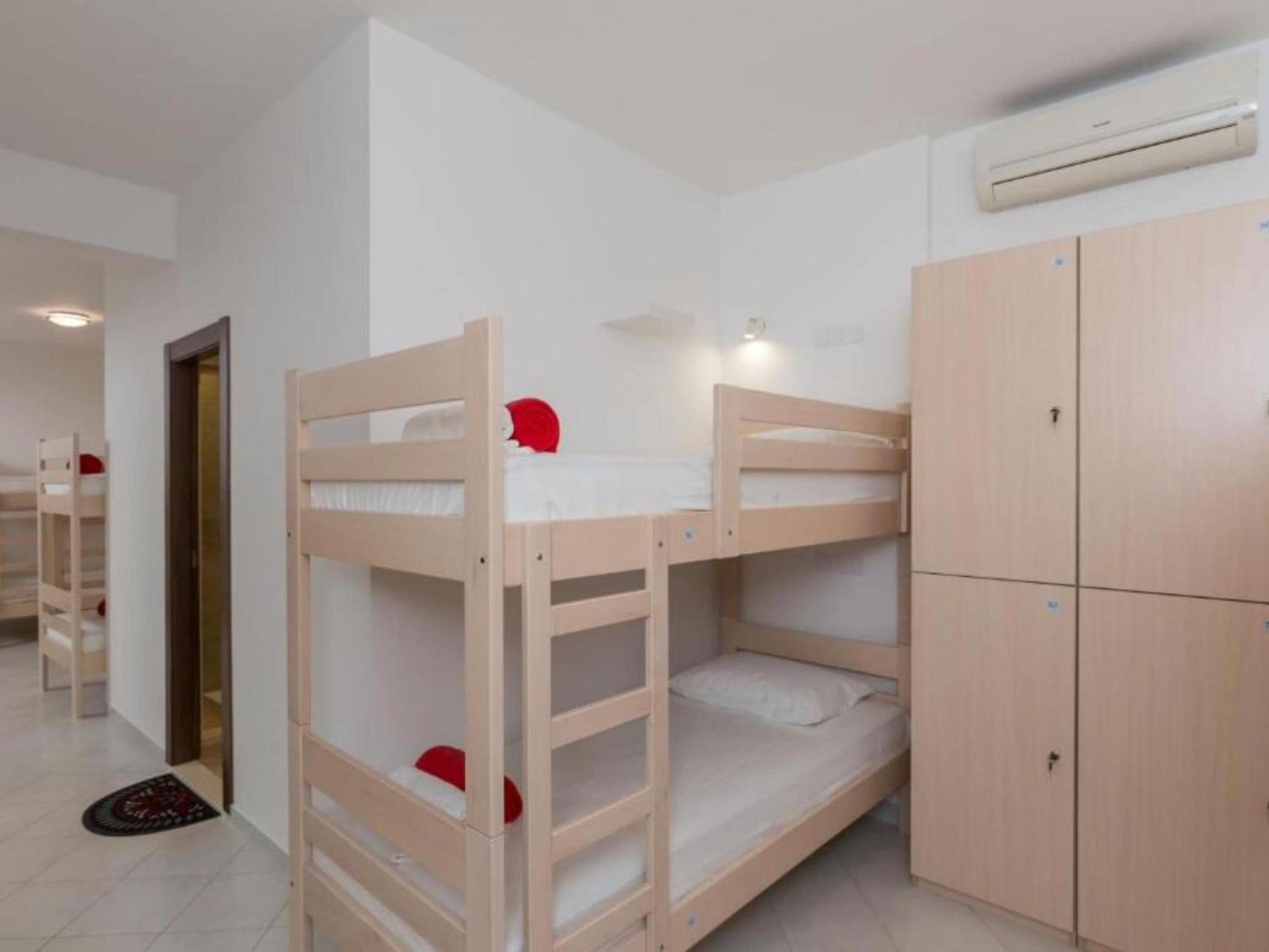 Free Bird - Bed In Four Bed Mixed 2 * Dubrovnik